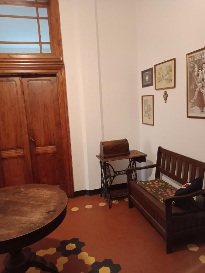 Casa Con Vista - Border House - Pontremoli Apartamento Exterior foto